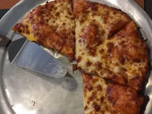 Round Table Pizza