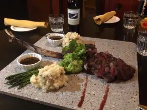 Mohegan Manor Restaurant And Banquet Facility