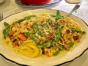 Maggiano's Little Italy