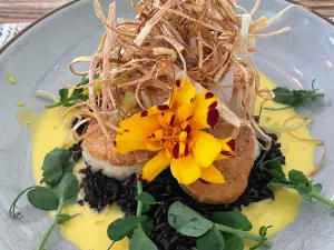 Lakeside Restaurant