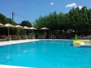 Stalaktites Pool Bar & Cafe Pizzaria