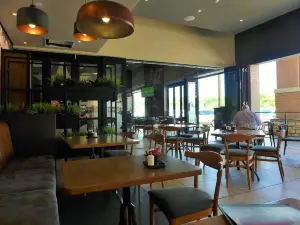 Mugg & Bean Ilanga Mall
