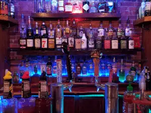 Ashers Bar & Grille