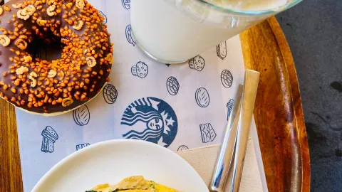 Starbucks in 科爾馬