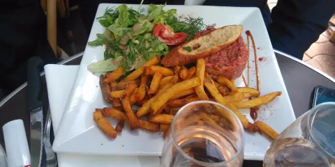 Le Relais