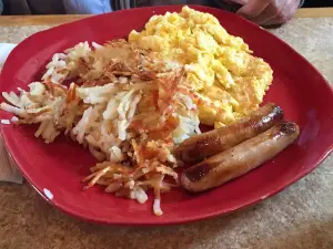 Paradise Bar & Grill