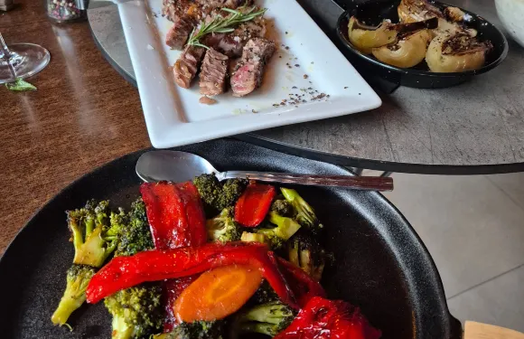 Kaouras Bar And Restaurant