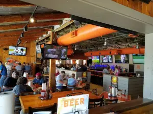 Hooters