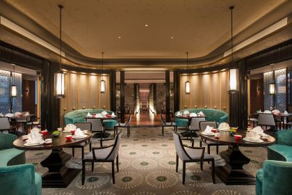 Cai Feng Lou Chinese Restaurant