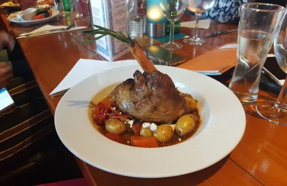 Cookfella’s Eatery & Wine Bar