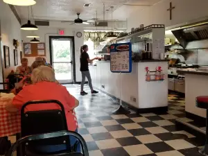Matty's