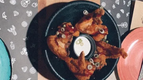 Un Poco Loco - Tacos & Drinks in 阿威羅