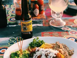 Langostinos Restaurant & Bar