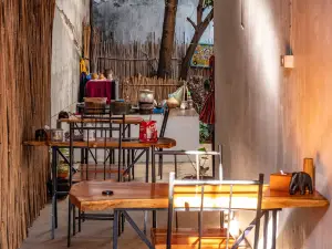 Pha Toke Khao Champasak