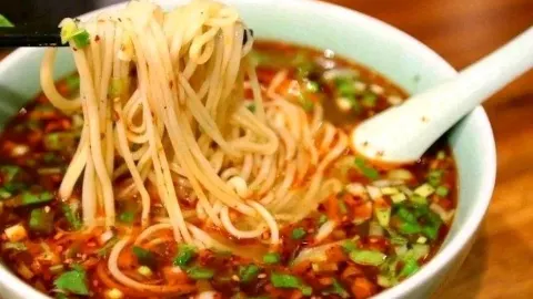 胡家包子(红园新村店) in หลินเซียะ