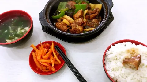 速味居黃燜雞米飯(汝南店) in 汝南