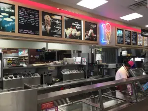 Braum's Ice Cream & Dairy Store