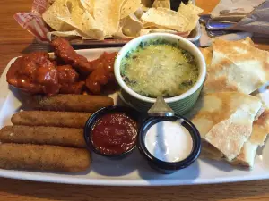 Applebee's Grill + Bar