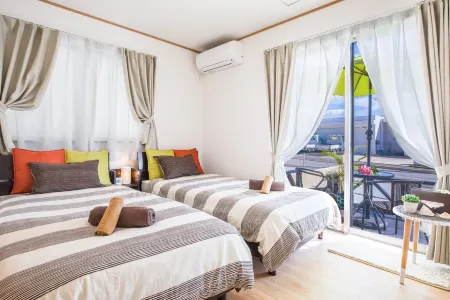 Laulea Отели в г. Кин