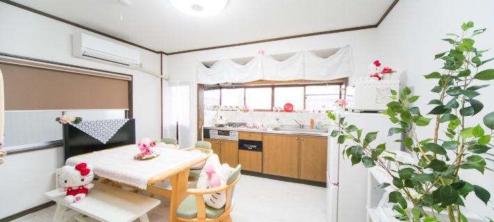 7 min to JR Yokkaichi STN Large House Hotels in Yokkaichi