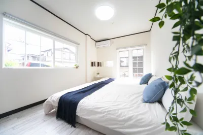 9 min to Yokkaichi Tomida STN House Hotels in Йоккаїті