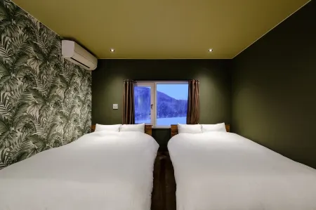 THE LANDMARK Отели рядом с достопримечательностью «Frano Elementary School»