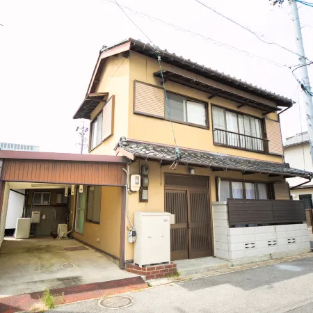 Yokkaichi Nishishinchi Hotel Отели рядом с достопримечательностью «Yokkaichi Municipal Museum»