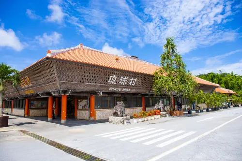 Laulea Yaka Hotels in Kin