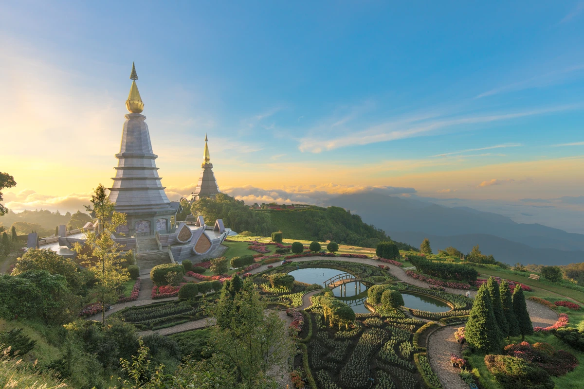 Hotels near Samee Steak House