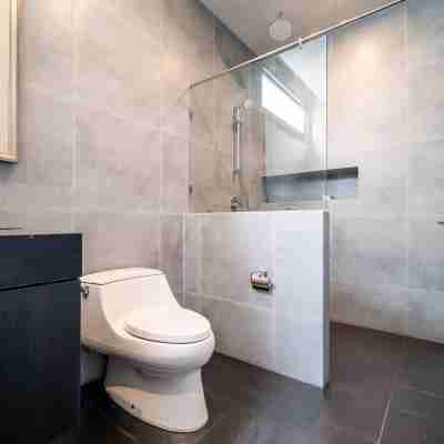 Moon 5-Bedroom Luxury Pool Villa Rooms