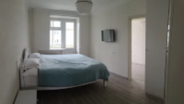 Cozy Central City Apartment