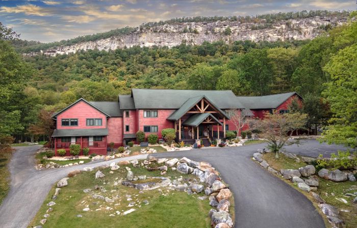 Minnewaska Lodge