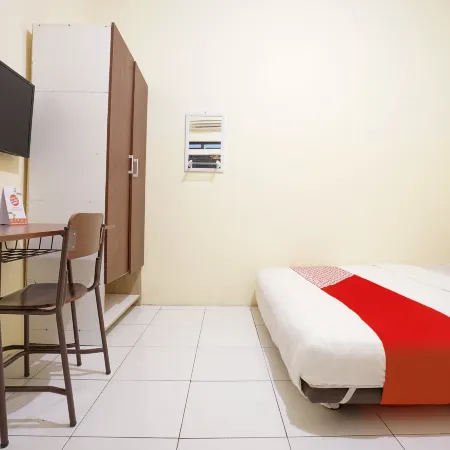 Hotel O Stasiun Tegal Near Alun-Alun Formerly Ameera Guest House Hotels in Tegal City