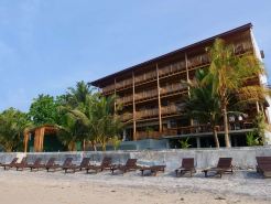 Coast 67 Boutique Hotel