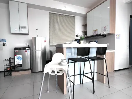 Georgetown Urban Suite | Family | Skypool I SeaView Отели рядом с достопримечательностью «Музей батика в Пенанге»