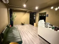 Togayther Hostel Black Hotel in zona Centro Thaniya
