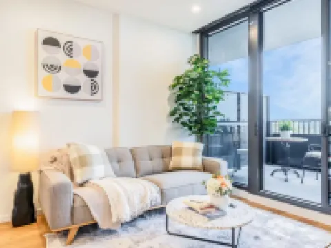Stylish 1BR Apt in Ivanhoe with Free Parking Hoteles en Ivanhoe