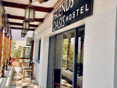 Friends Oasis