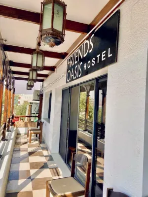 Friends Oasis 酒店