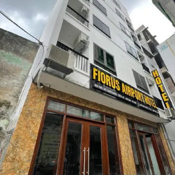FIORUS AIRPORT HOTEL Отели рядом с Аэропорт НойБай