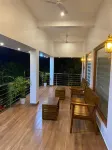 Royce Resort