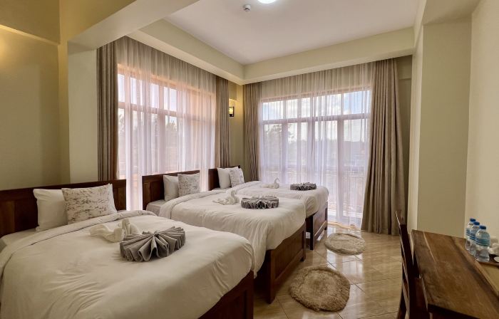 Skylark Hotel
