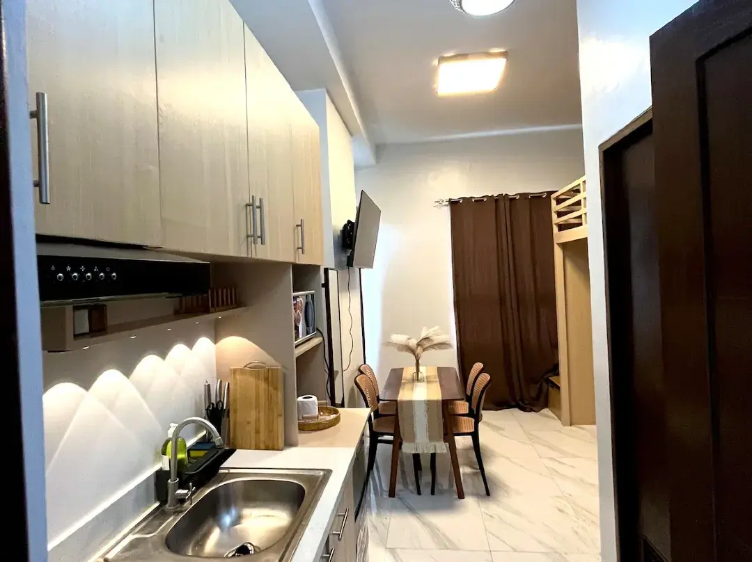 Loft Studio With Balcony In Guadalupe, Cebu City - Cebu City