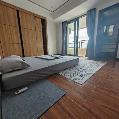 Musical fountain. Extra-large family room. Hotels near PLAY at Okada Manila