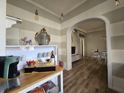 Bonnie's Home - Apartments