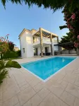 Entire villa with private pool near the beach - Villas