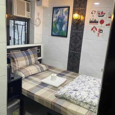 Lucky Day's Guest House Các khách sạn gần Trung tâm mua sắm Harbour City