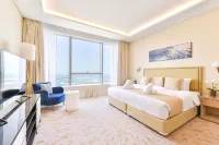 Ultra Luxury Palm Tower with Shared Hotel Facilities