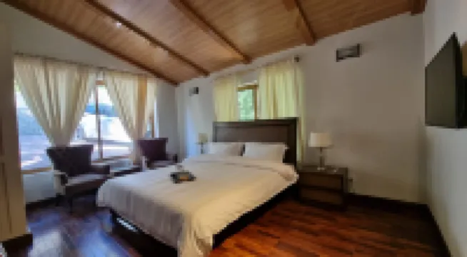 Hillside Heaven House 訥提亞格利酒店