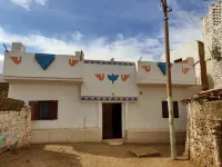 NEFERTARI Guest House